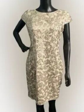 Calvin Klein Cream & Tan Patterned Short Sleeve Shift Dress